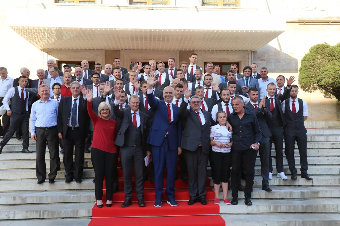 Të parët në sportin e pafederuar të sherrit. Qeveria është përkrah sportit vetëm kur ka ndonjë rezultat