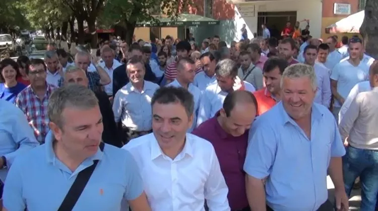 Kandidati socialist i Dibrës: “Pas fitores së bashkisë do të ulemi e të bisedojmë për problemet dhe hallet e Dibrës”