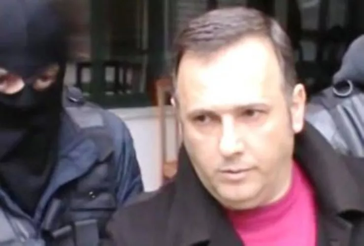 Lirohet Ilir Karçini?