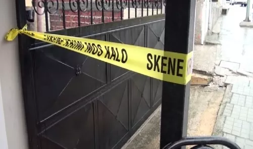 Funerali i "turpit" të një vajze*