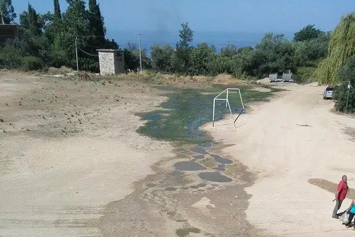 Denoncimi/Lukova, përtej kartolinave