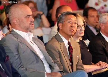Donald Lu në "heshtje elektorale”