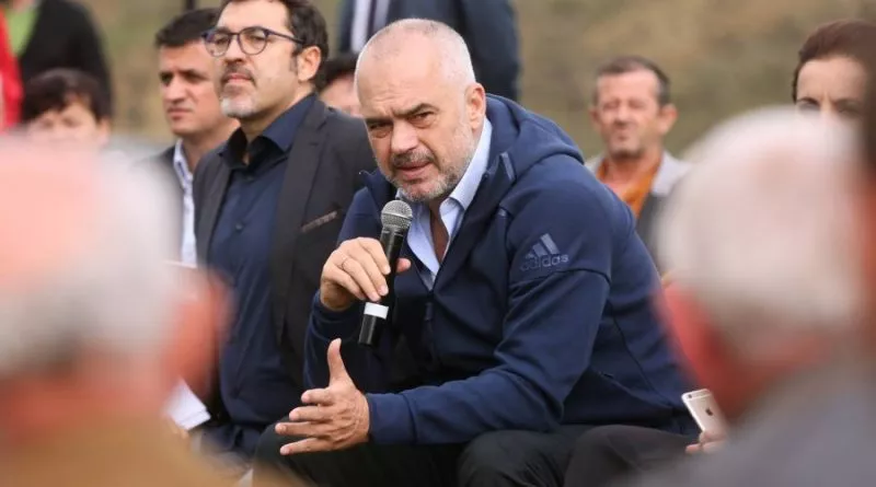 Edi Rama në Përmet, sportiv dhe me veshje firmato: PD nuk nuk bëri asgjë për ju se jeni socialistë
