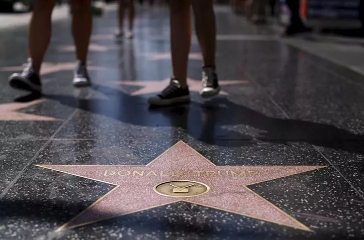 Ballkanizohet fushata në SHBA. Ylli i Trump vandalizohet