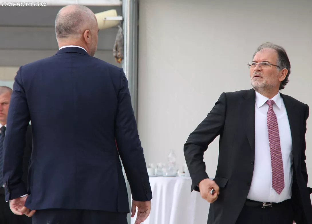 Shënim: Lëvizja “Kokëdhima”, çfarë synon ajo?