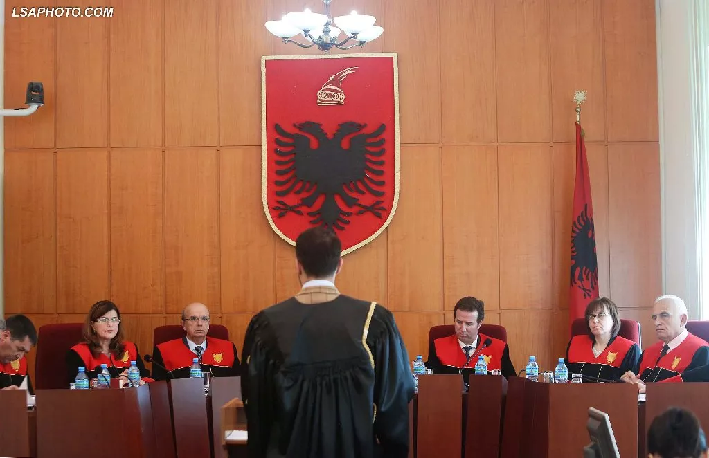 Debatet në Gjykatën Kushtetuese, Vladimir Kristo: Koha të reformohet sistemi politik. Po bëhen eksperimente me të drejtat e njeriut