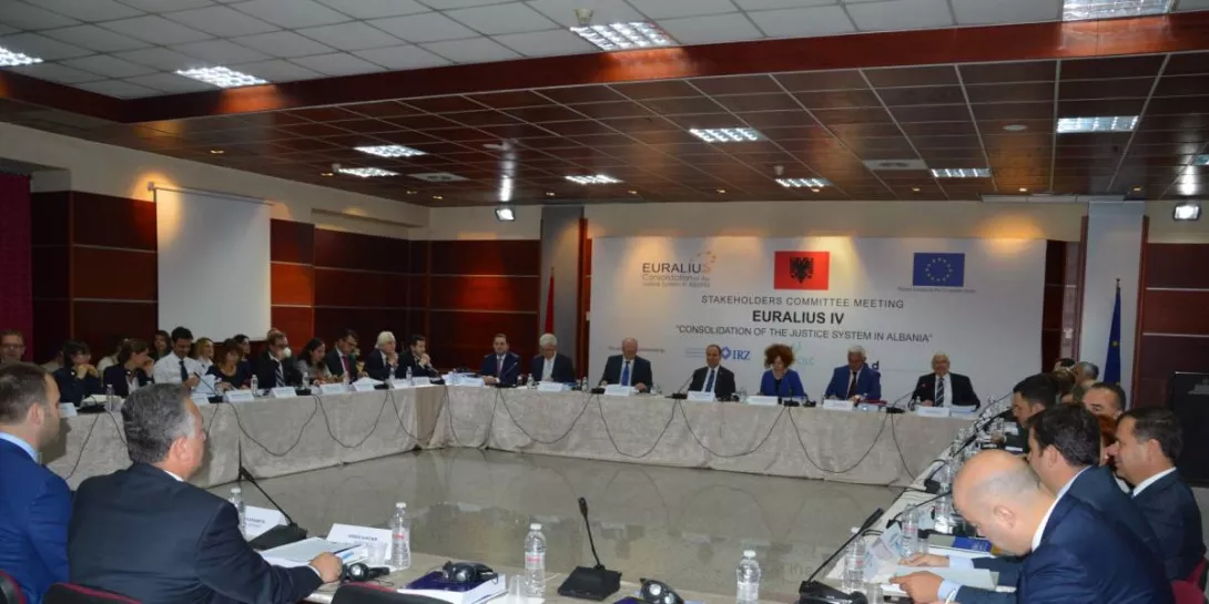 “Armiqtë e brendshëm” dhe “miqtë ndërkombëtarë” të integrimit të Shqipërisë