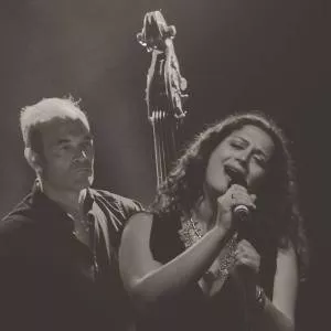 Eda Zari dhe Entropy/ Aty ku Bizanti takon Jazz-in