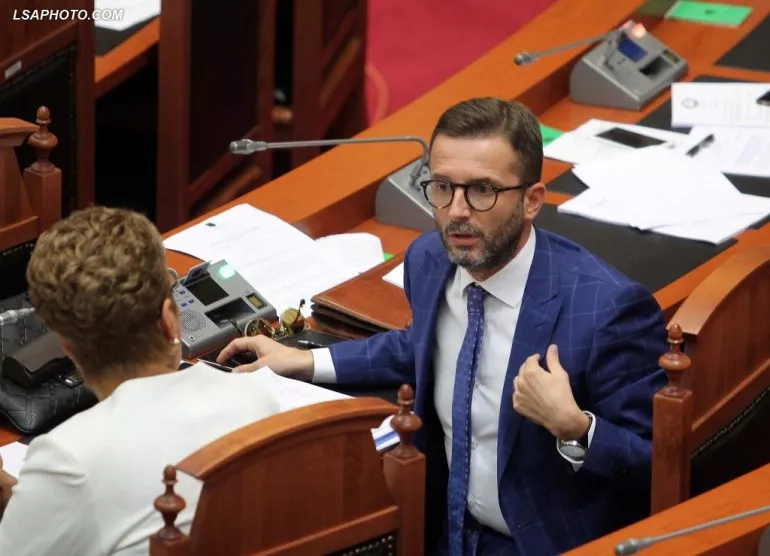 Z. Braçe kërko arrestimin e Kelment Balilit…nëse mundesh! Ose zbardhjen e “firmës false” nga Erjon Veliaj