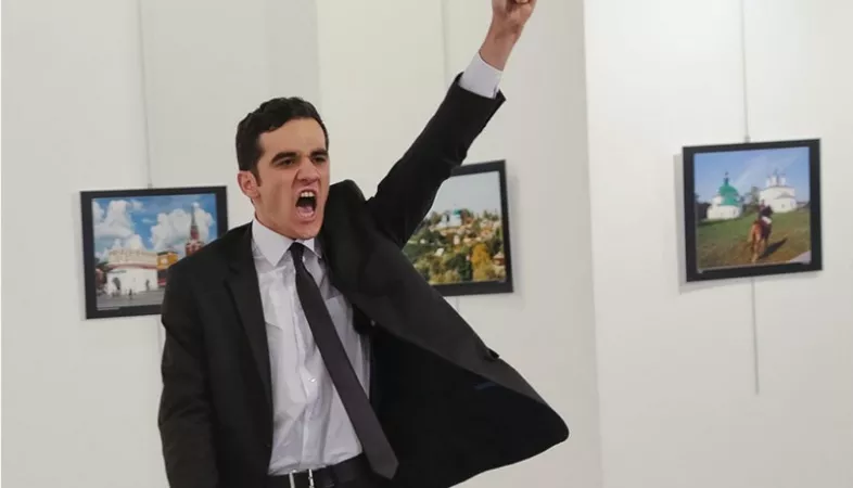Kronologjia e vrasjes së ambasadorit, tjeter video e atentatit