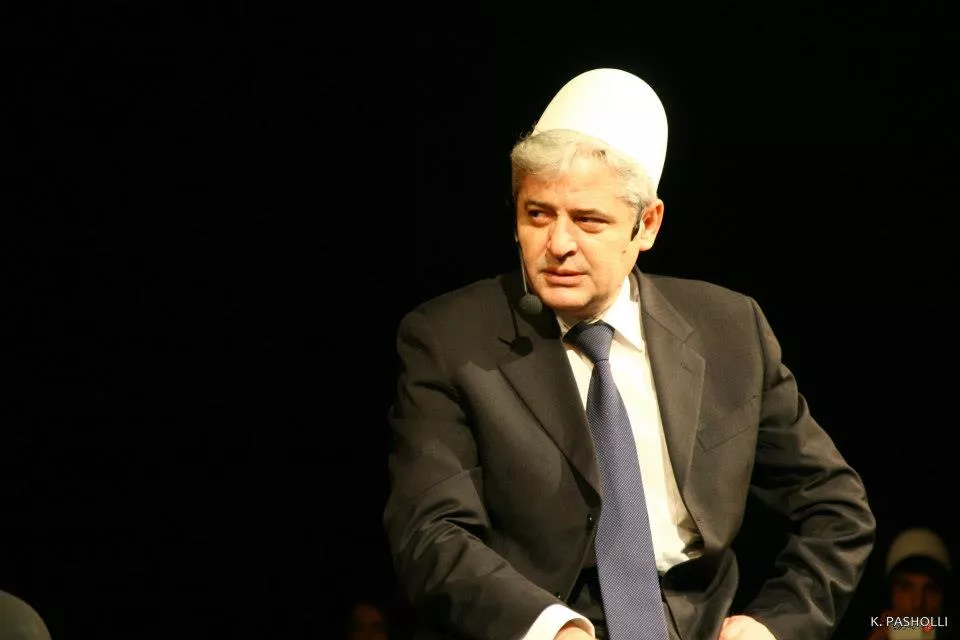 Ali Ahmeti, me qetësi dhe dashuri.“Ujit” kokat e “nxehta”: Do ta gjejmë zgjidhjen