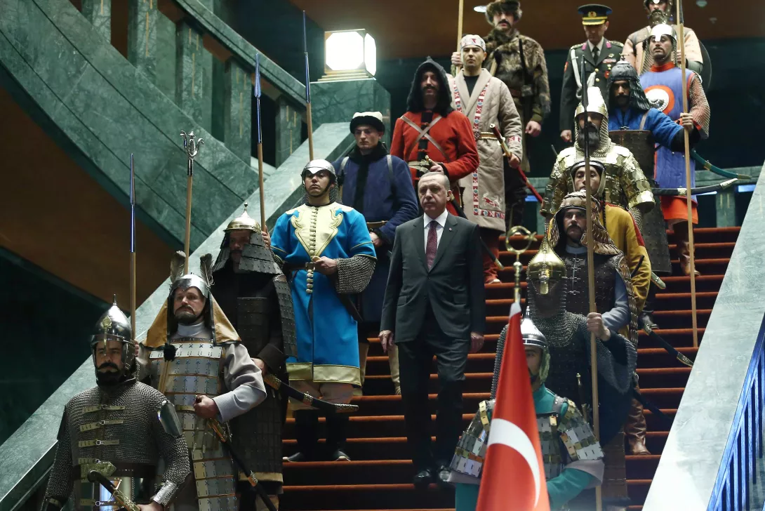 Turqia drejt sulltanatit të Erdogan si realitet kushtetues