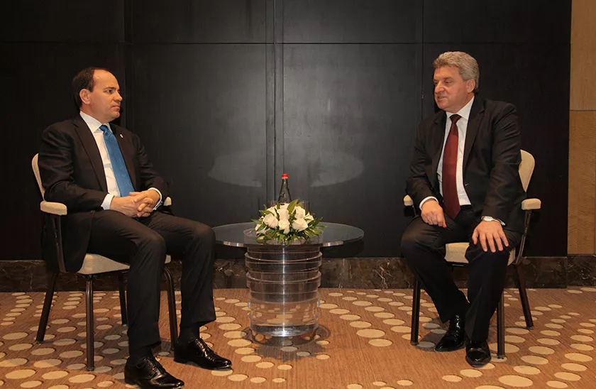 Nishani takohet me Ivanov, anjë fjalë për platformën shqiptare