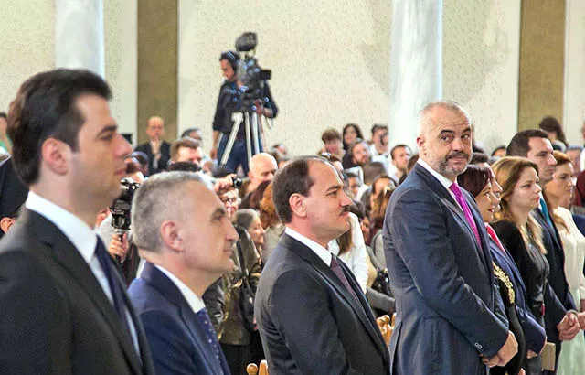PD-ja po i fal Ilir Metës opozitën