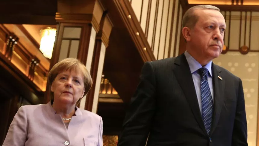 Mediat gjermane: “Të mbyllen negociatat e anëtarësimit me Turqinë”. A mund të kërkohet referendum edhe në Maqedoni?