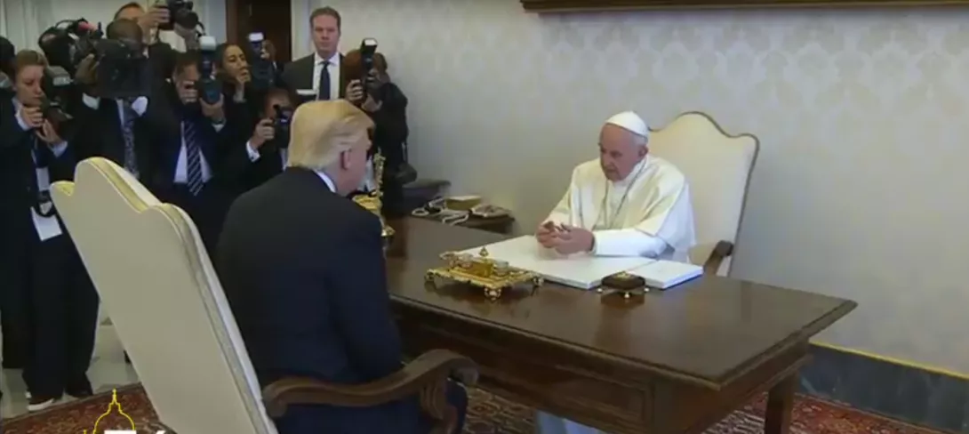 Videolajm/Trump viziton Vatikanin, takim me Papa Françesko