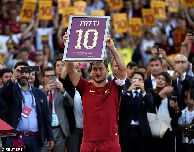 Lamtumirë Romës - Totti mbyll karrierën me ekipin e tij