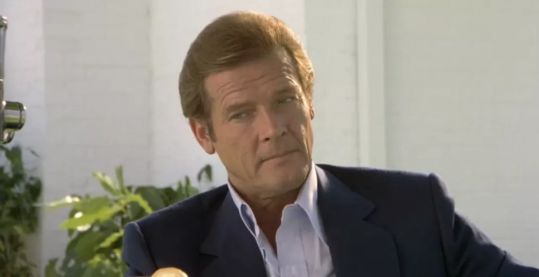 Ndërron jetë Roger Moore