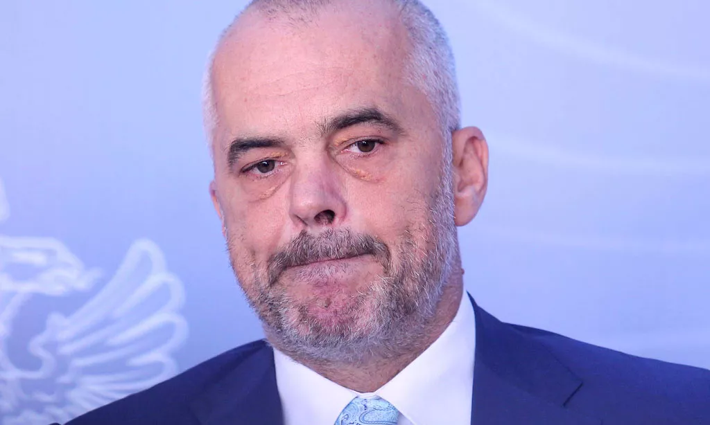 Rama tërhiqet nga Kavaja