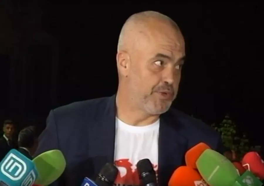 "U miratua vettingu. Moment fantastik në jetën time"