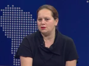 Viti letrar 2016, banaliteti e thagmat me temat e titujt