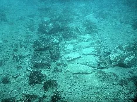 Greqi/Zbulohet nën ujë, në Egje, një qytet i madh i epokës së bronzit