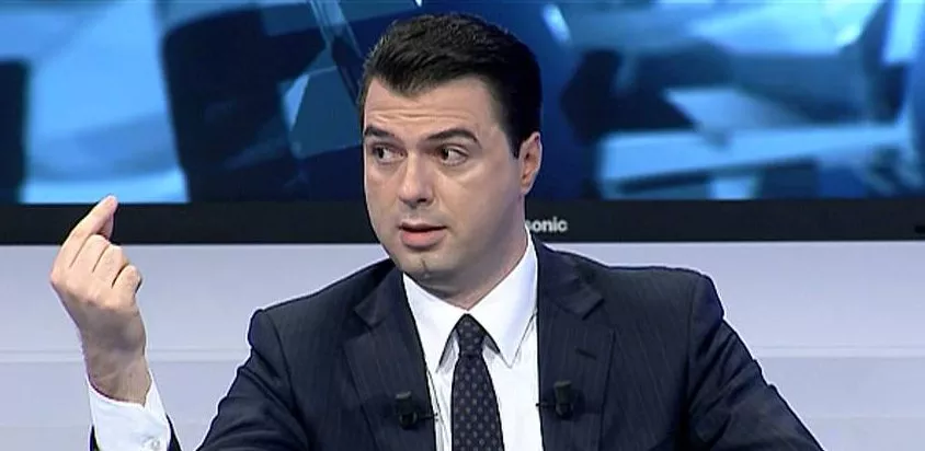 "Luli gënjen...edhe për vetë gëzimin e rrenës"