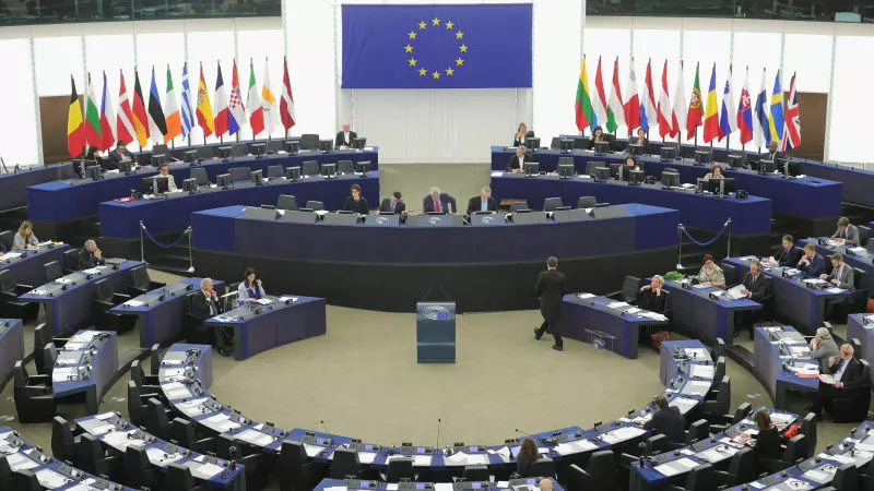 'Transaprenca" e KE-së/Fshehu raportin e vitit 2015 për ndikimin e piraterisë