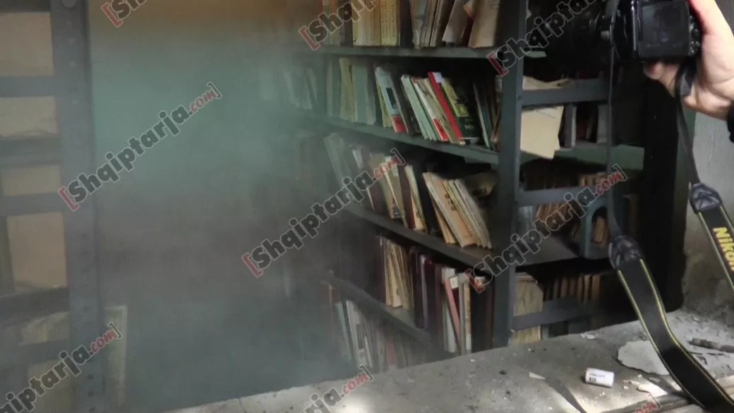 Në Bibliotekën Kombëtare u dogjën materiale që nga viti 1905