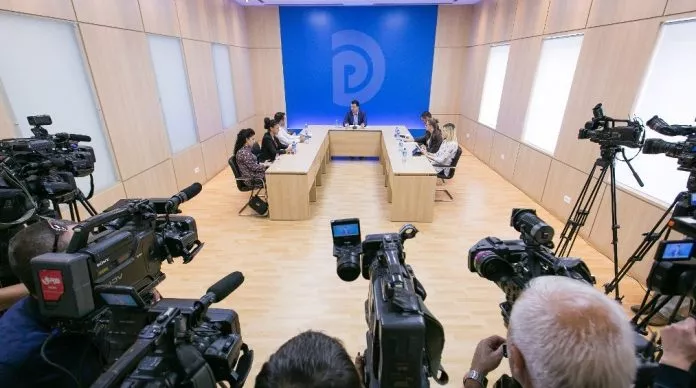 Krizë besimi, jo krizë argumentesh