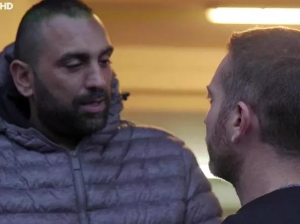 Itali/Godet gjatë intervistës gazetarin e Rai. Nuk arrestohet(video)