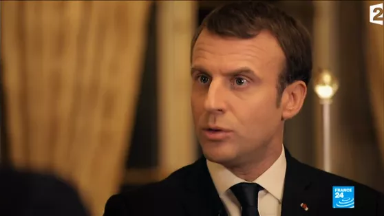Macron: "Assad do të qëndrojë në pushtet"