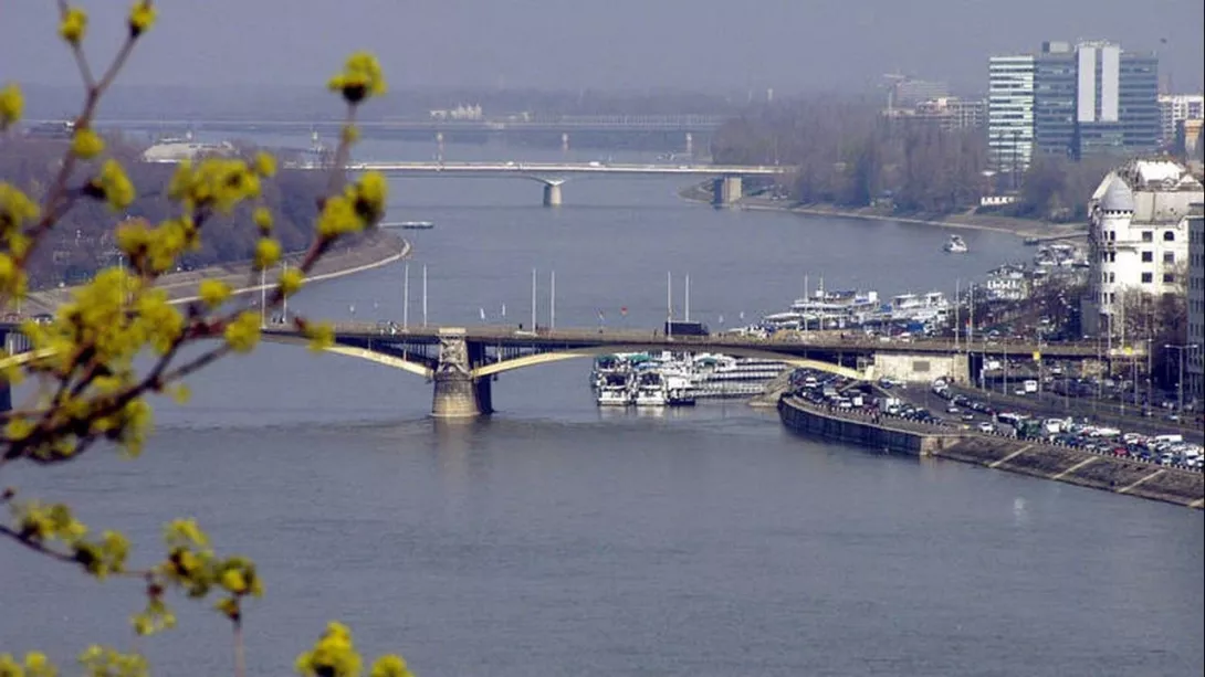 Projekt tripalësh, kanal lundrimi që lidh Danubin me Mesdheun