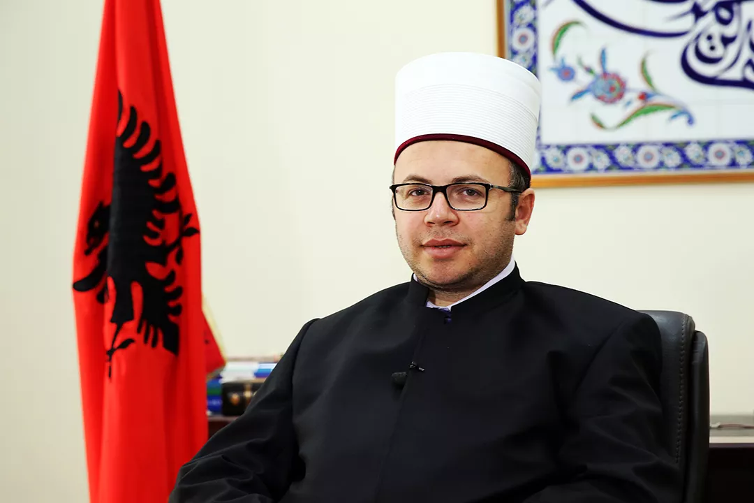 Gazeta pranë Erdogan, sulm dhe akuza të rënda për kreun e Komunitetit Mysliman të Shqipërisë
