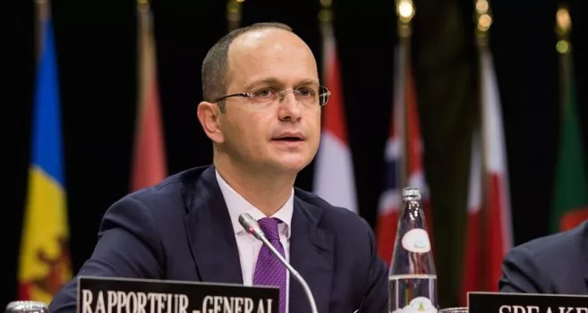 Bushati sqaron padijeninë e Metës