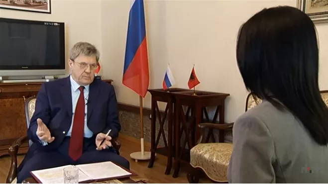 "Mund të vijë dita që edhe adhuruesit e Dostojevksit dhe Tolstoit të stigmatizohen si agjentë"