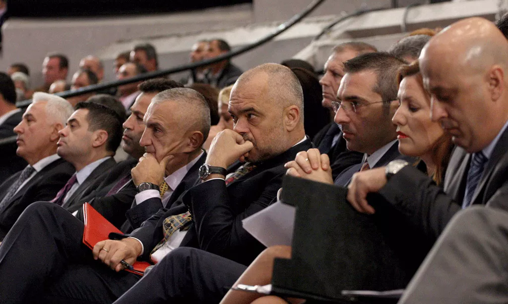 “Tahiri - Meta rrëzuan moralisht qeverinë”