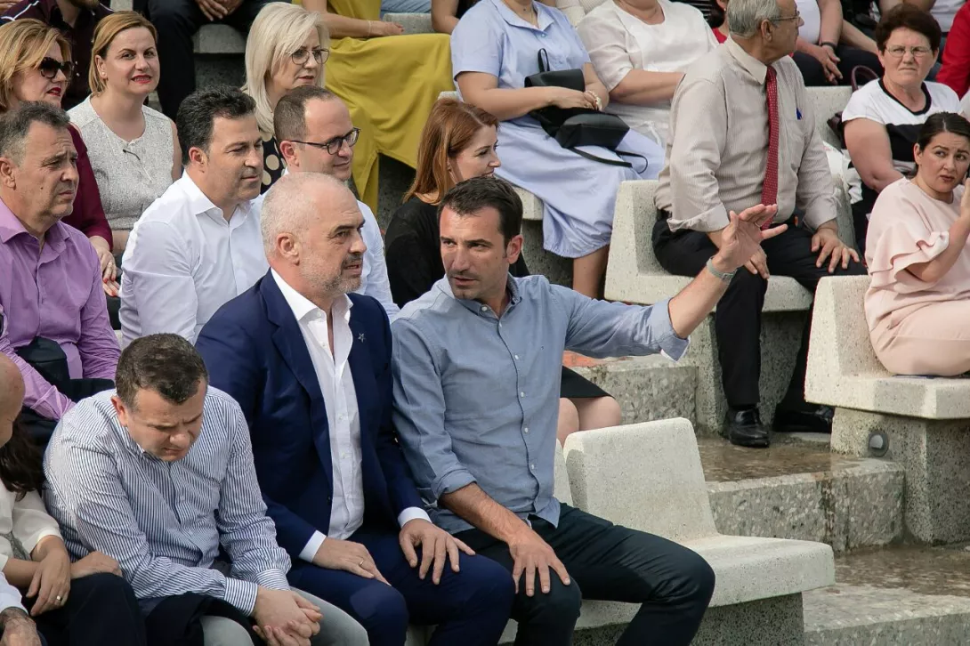 Gjelbërimi i Tiranës/A e (keq)përdori kryebashkiaku Veliaj kryeministrin Rama?