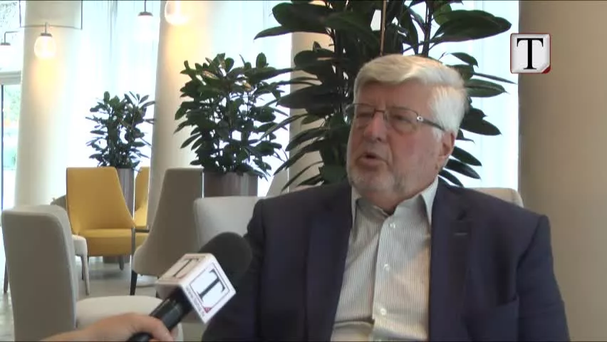 Ish-ambasadori grek Mallias: Faktori shqiptar nxiti marrëveshjen e Prespës