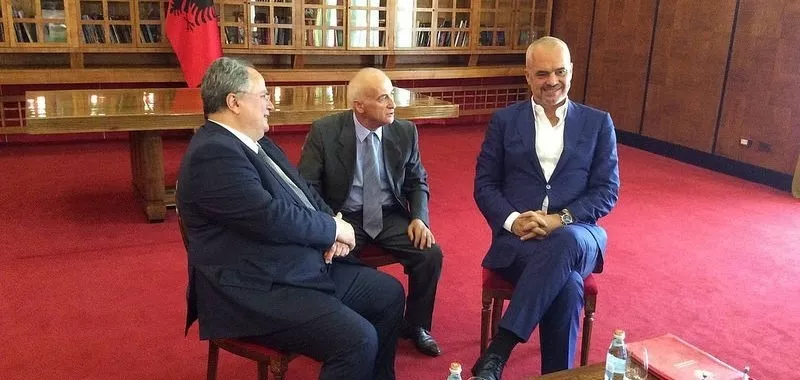 Kotzias: Negociatat me Shqipërinë nuk kanë përfunduar