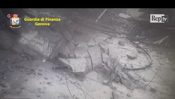 Video/Shembja e urës "Morandi", kapur nga kamerat e sigurisë