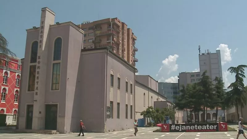 Teatri Kombëtar, Komisioni Europian rrëzon ligjin "Fusha". Prokurim i hapur për të gjitha subjektet private