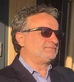 Replikë me Nexhmedin Spahiun për shkrimin "Cubat e vitit 2050"