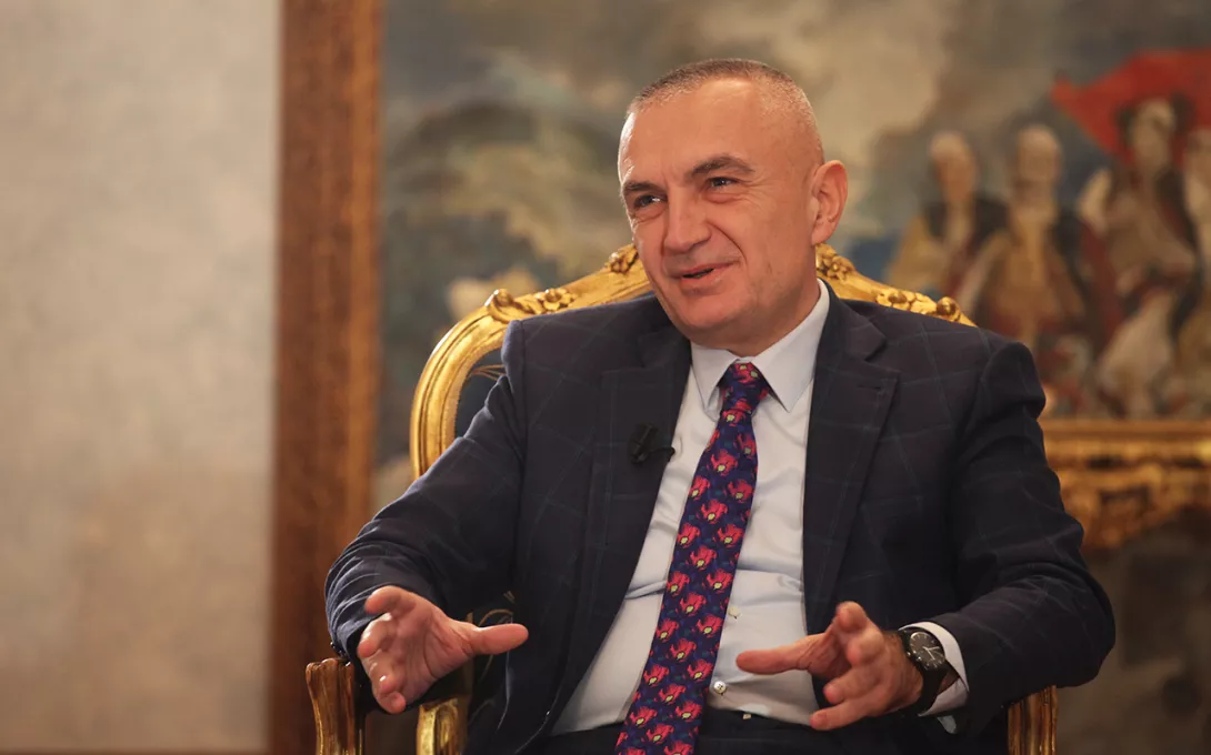 Lleshi e Rama përplasen në derën e Metës