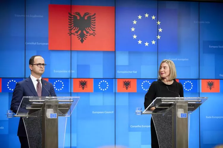 BE jep 94 mln euro për Shqipërinë
