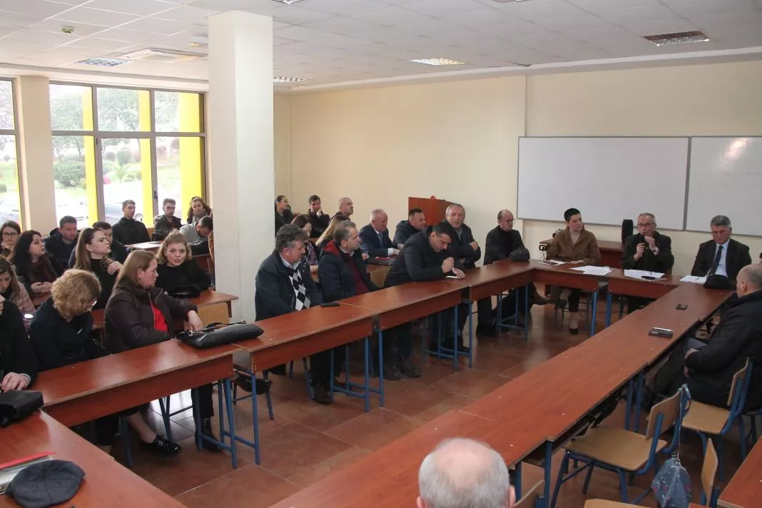 Pakti i pamundur, në grevë edhe pedagogët