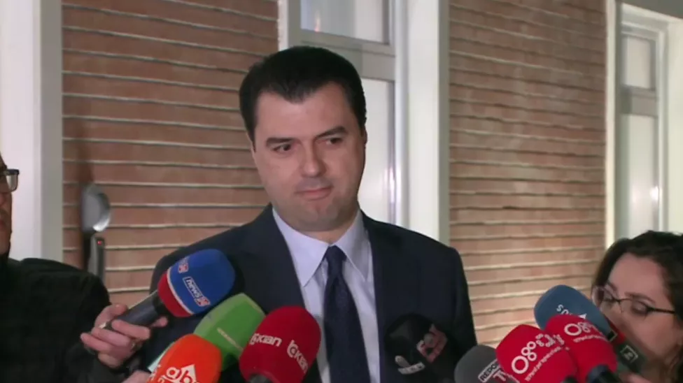 Video/Vendim unanim i Kryesisë së PD-së: Digjen mandatet parlamentare