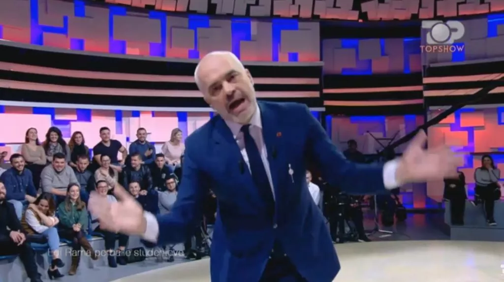 Ec o burazer përpara! T'i dhamë të gjitha...