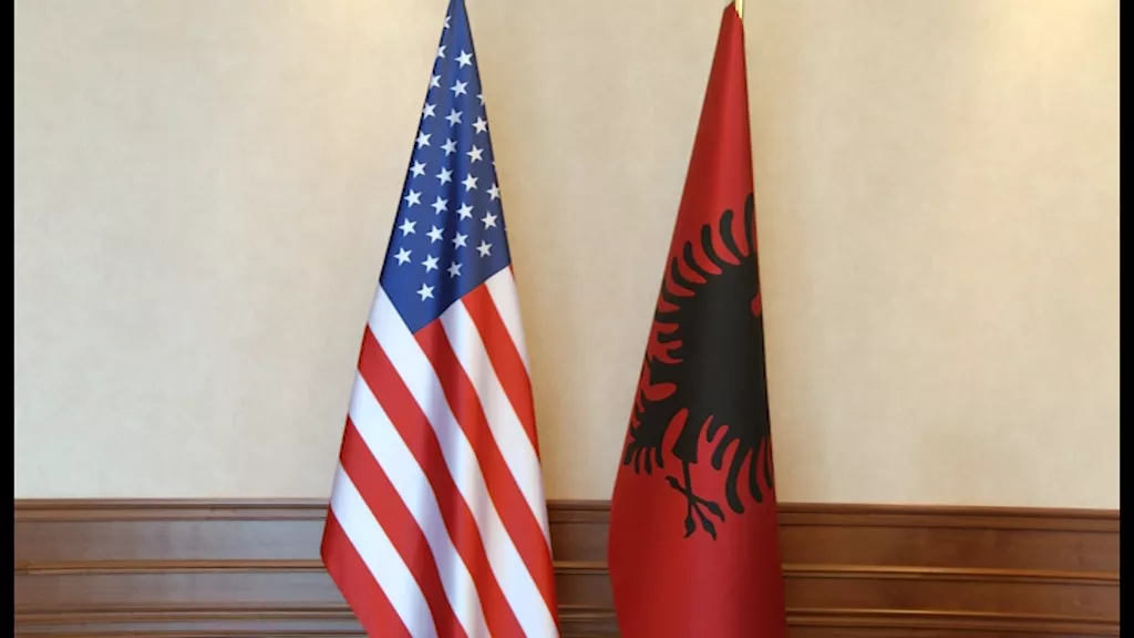 Miqësi shqiptaro-amerikane? Ndoshta na duhet një term tjetër...
