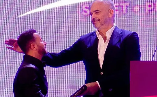 ATA dhe NE - shpjegimi keqdashës dhe përçarës i krizës